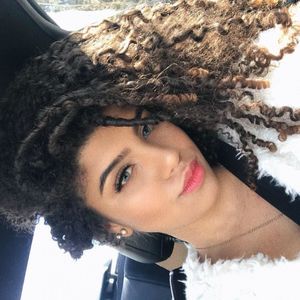 Meet your Posher, Alessandra